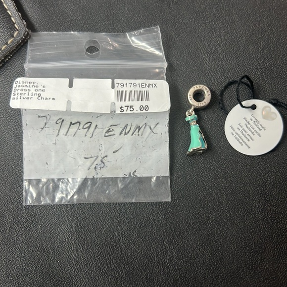 FIRM - Authentic Pandora Jasmine Dress Charm - Picture 2 of 15